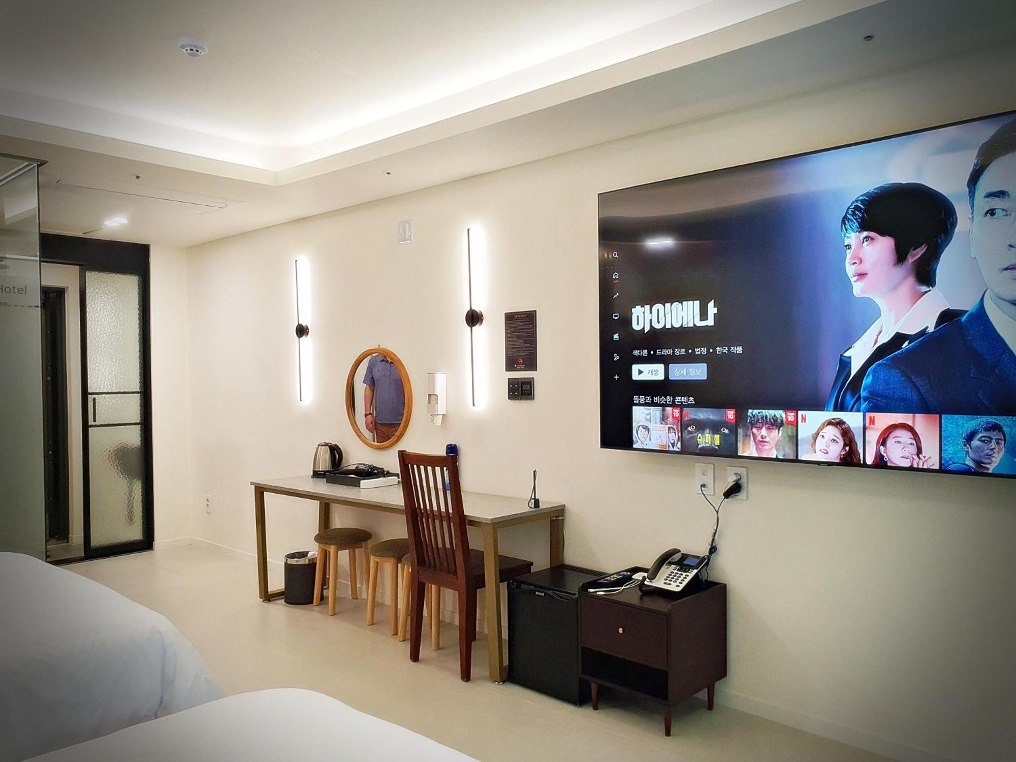 Bluebird Hotel Incheon Esterno foto