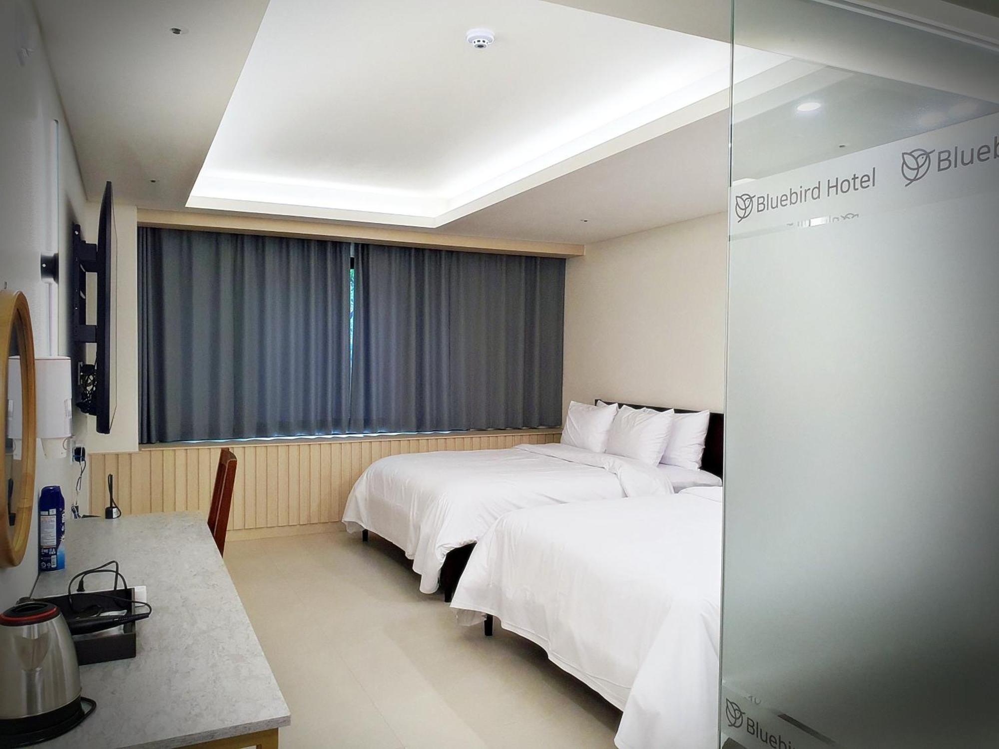 Bluebird Hotel Incheon Esterno foto