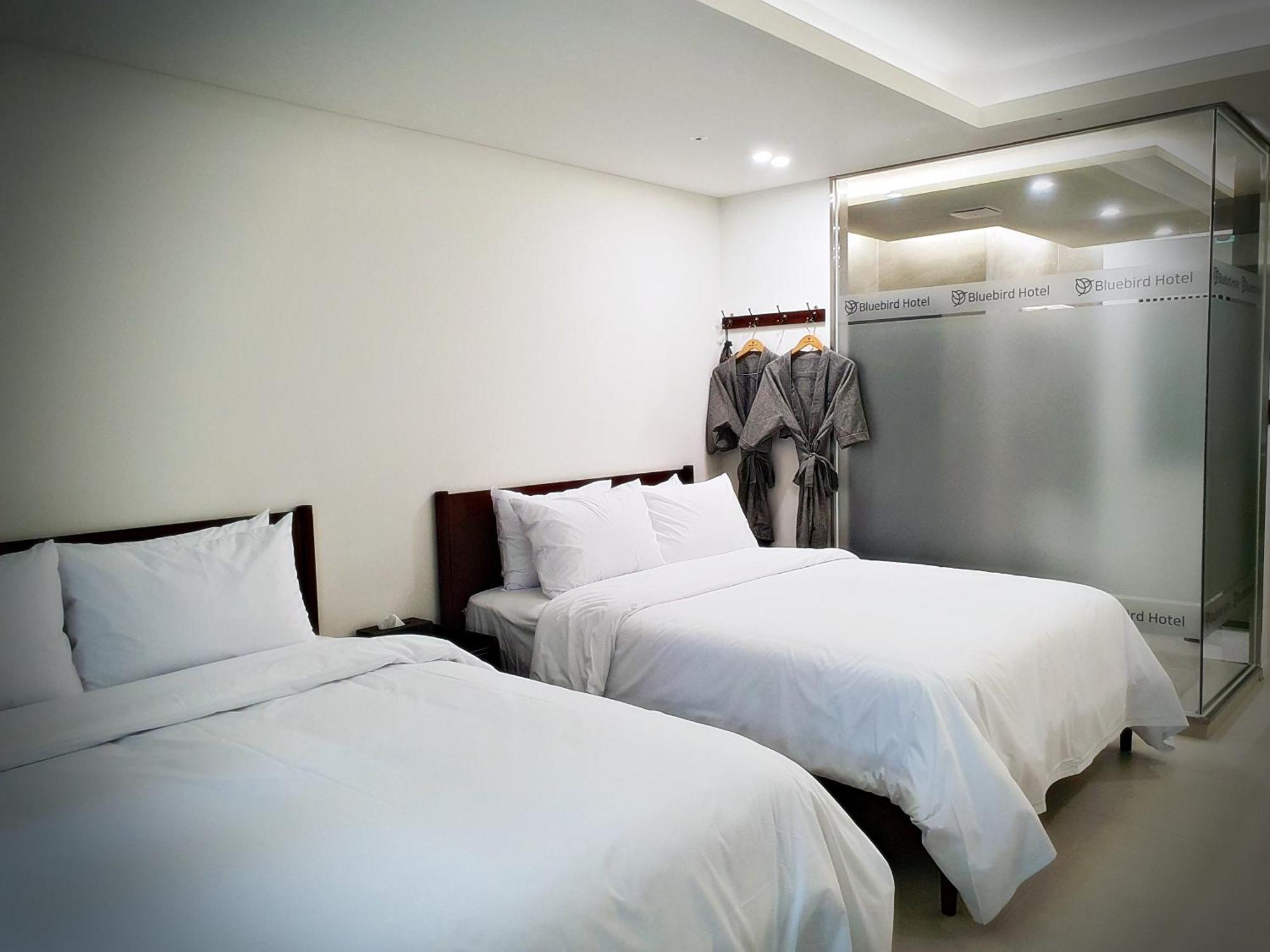 Bluebird Hotel Incheon Esterno foto