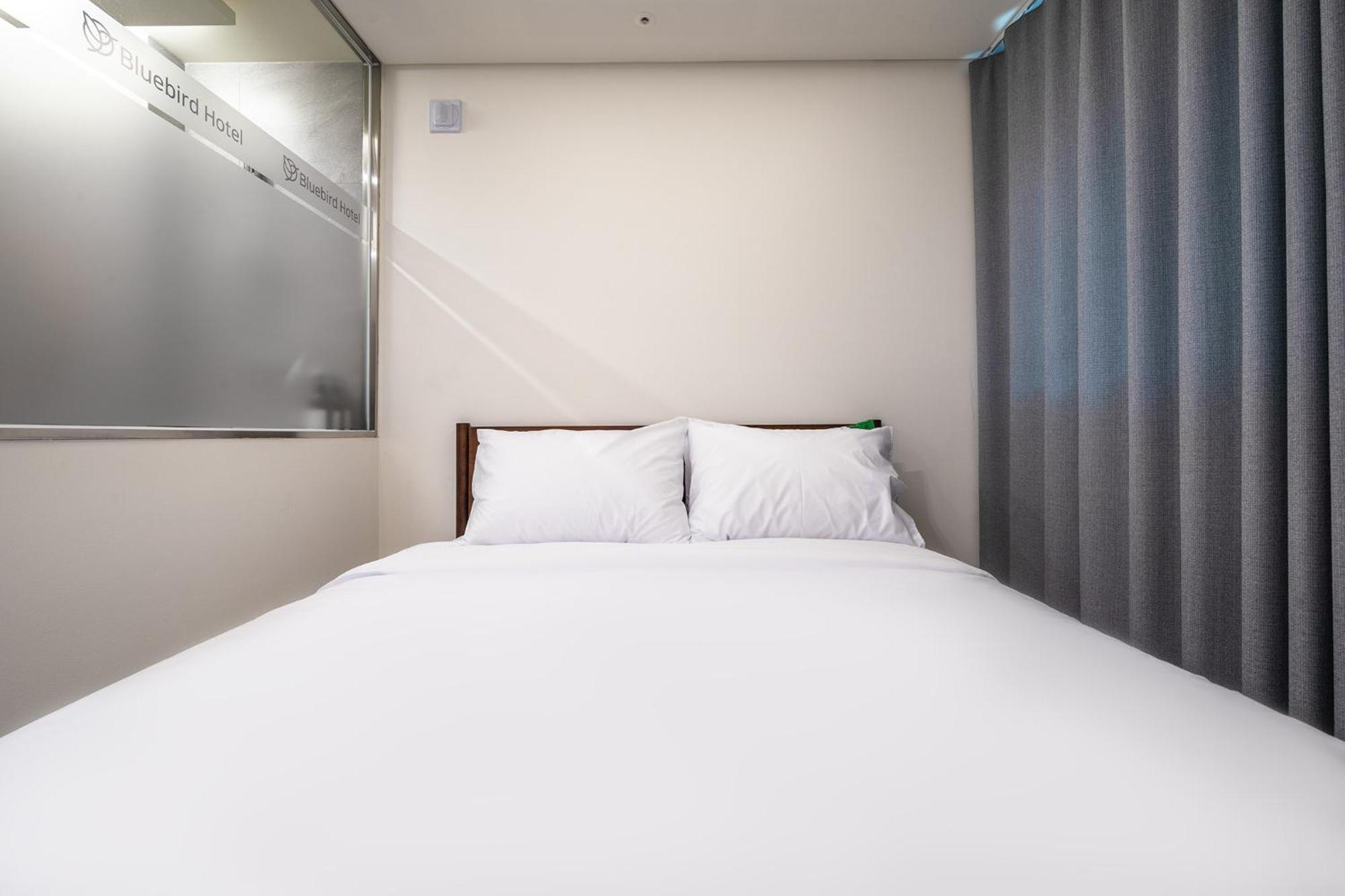 Bluebird Hotel Incheon Esterno foto