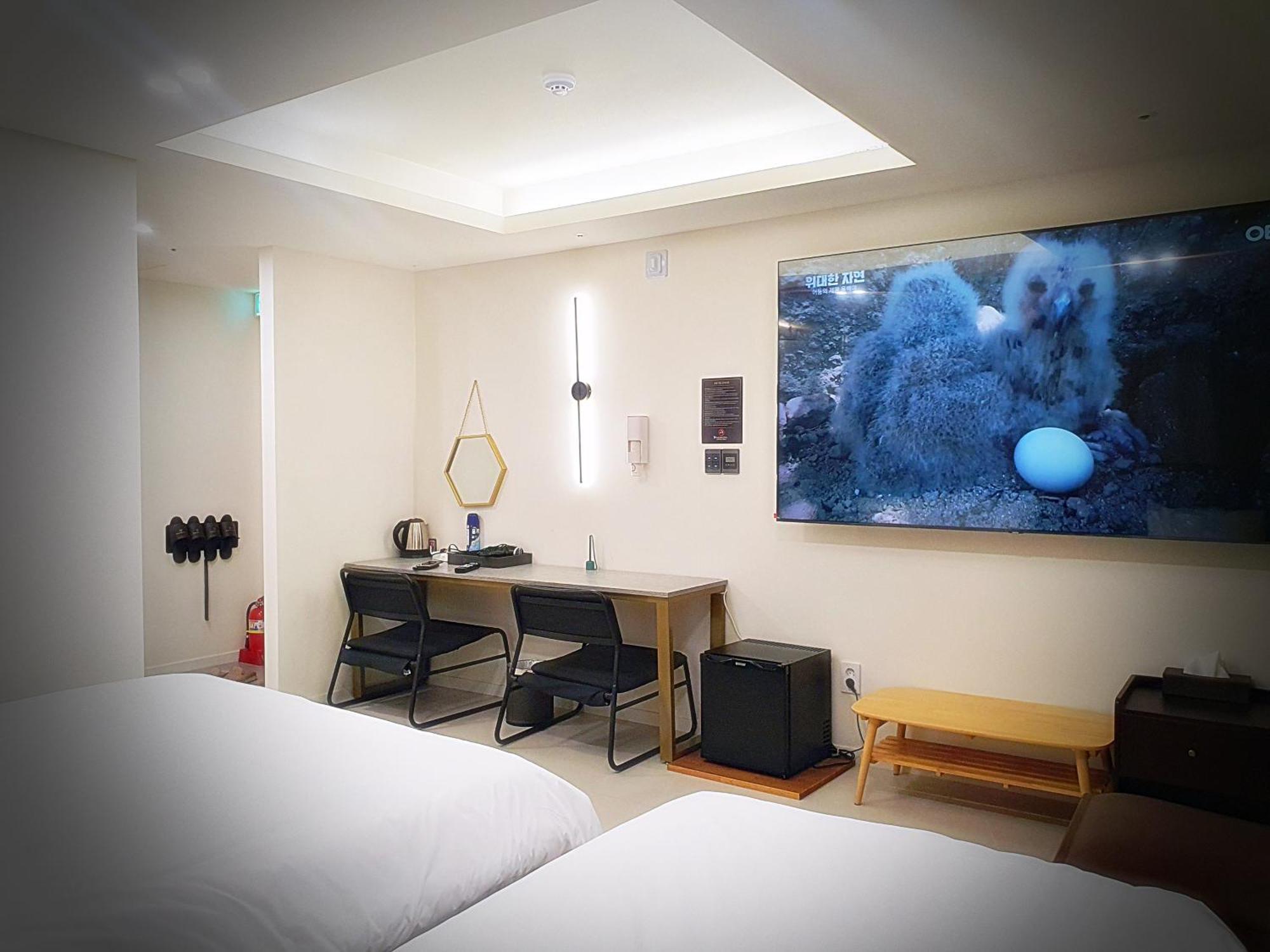 Bluebird Hotel Incheon Esterno foto